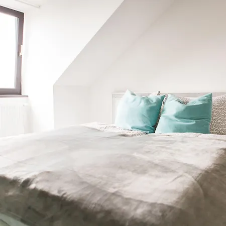 Luga Homes - Stadthaus