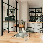 Luga Homes - Stadthaus