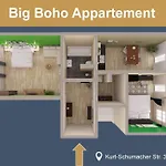 Luga Homes - Stadthaus アパートホテル 3*