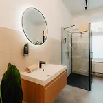 Luga Homes - Stadthaus 3* ライプツィヒ