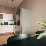 Luga Homes - Stadthaus 3* ライプツィヒ