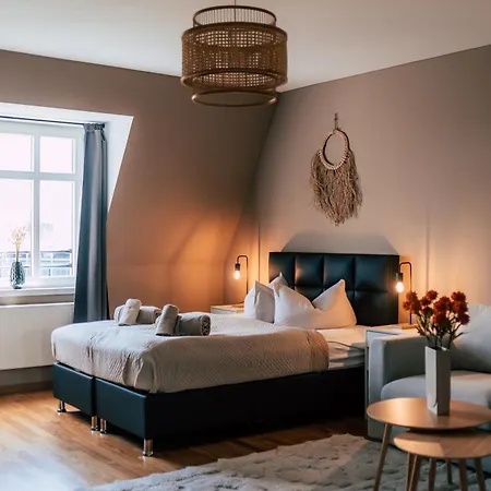 Luga Homes - Stadthaus
