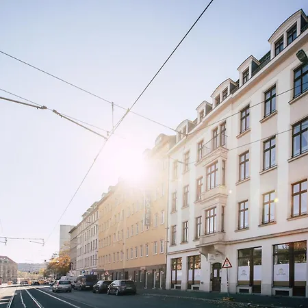 Luga Homes - Stadthaus Aparthotel