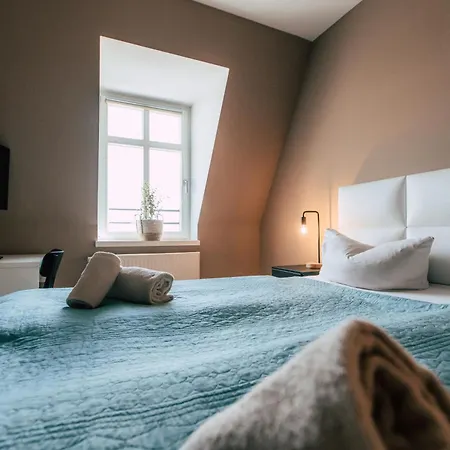 Aparthotel Luga Homes - Stadthaus 3*