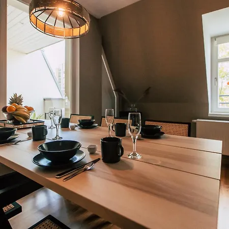 Luga Homes - Stadthaus 3*