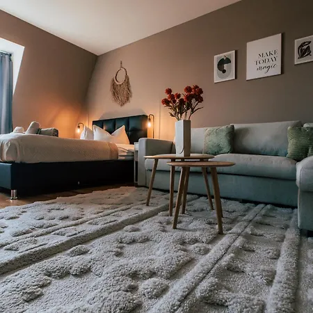 Luga Homes - Stadthaus 3* Leipzig