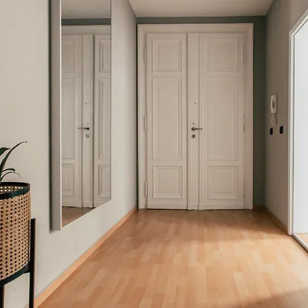 Luga Homes - Stadthaus 3*