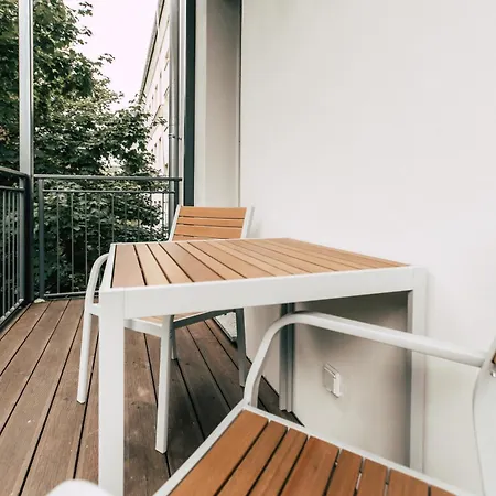 Luga Homes - Stadthaus