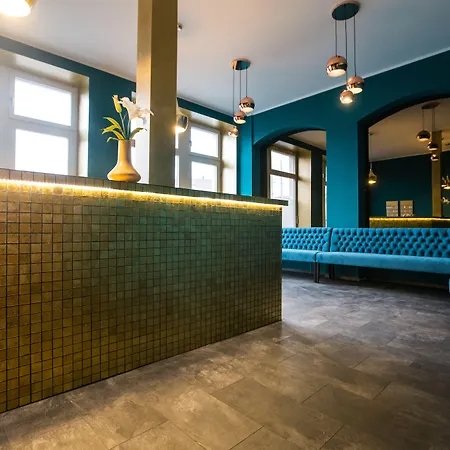 Luga Homes - Stadthaus アパートホテル ライプツィヒ