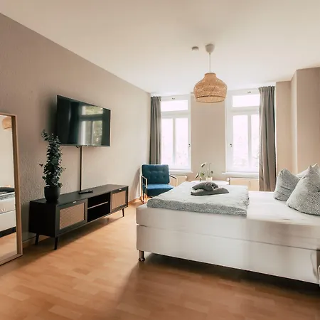 Luga Homes - Stadthaus 3*