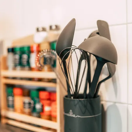 Luga Homes - Stadthaus 3*