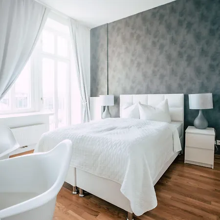 Luga Homes - Stadthaus 3* ライプツィヒ