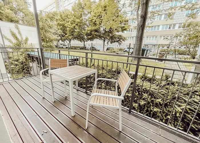 Ξενοδοχείο με διαμερίσματα Luga Homes - Stadthaus