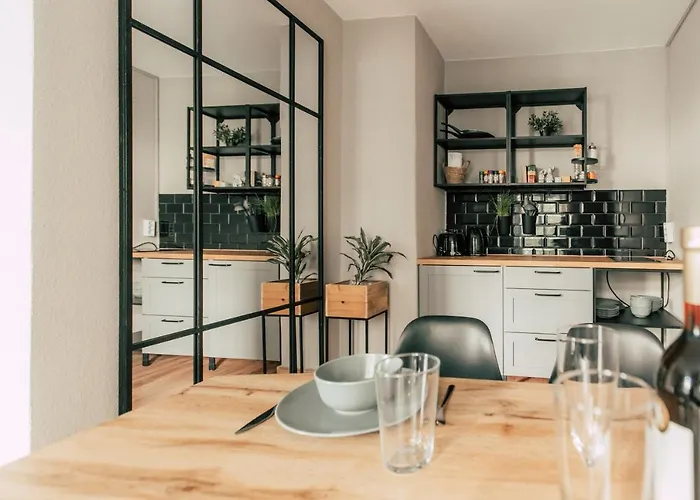 Luga Homes - Stadthaus