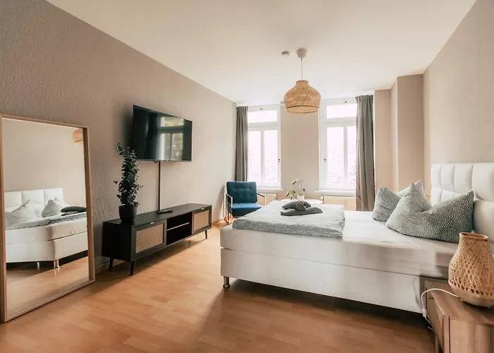 Luga Homes - Stadthaus