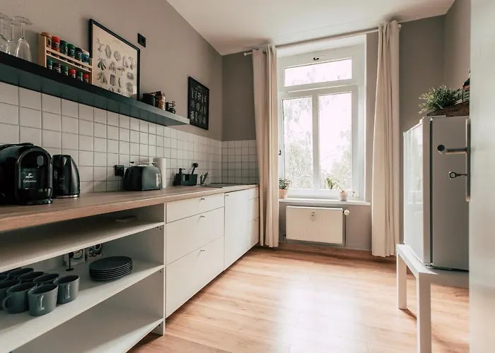 Luga Homes - Stadthaus Aparthotel