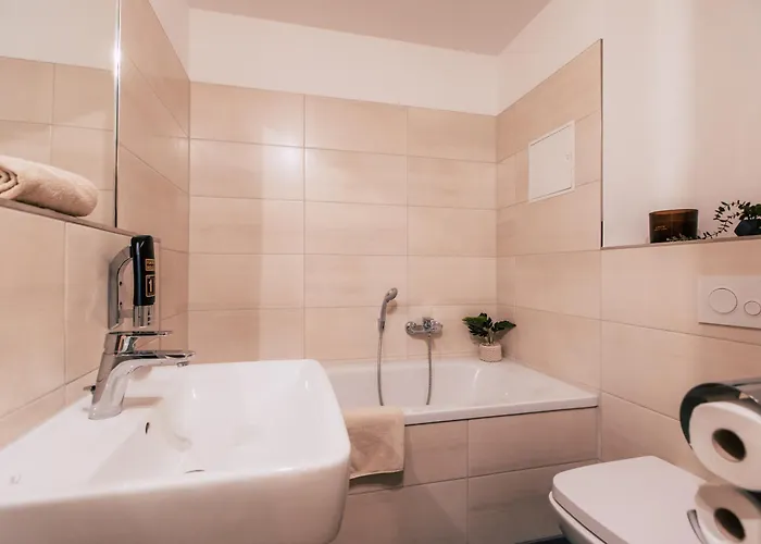 Ξενοδοχείο με διαμερίσματα Luga Homes - Stadthaus 3*