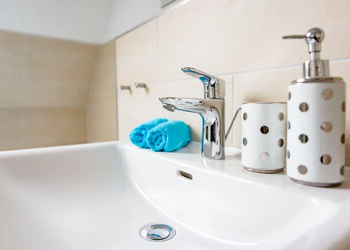 Luga Homes - Stadthaus Aparthotel 3*