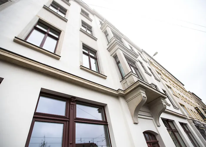 Luga Homes - Stadthaus