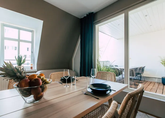 Luga Homes - Stadthaus 3*