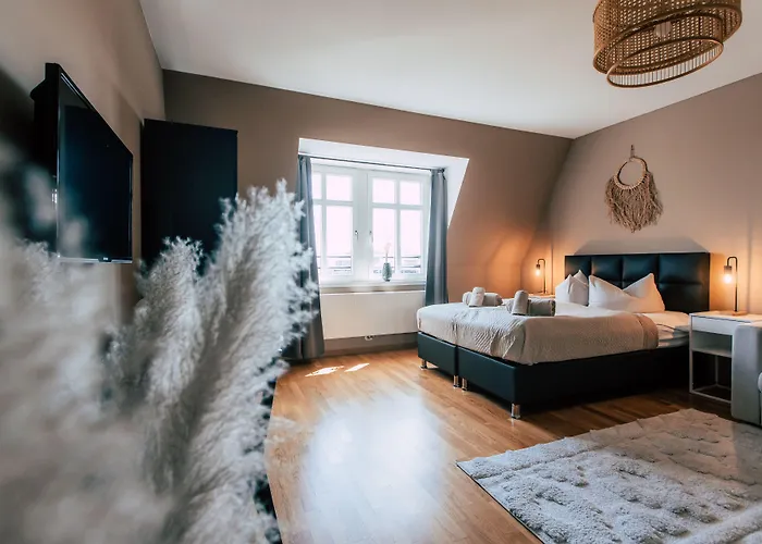 Luga Homes - Stadthaus Aparthotel