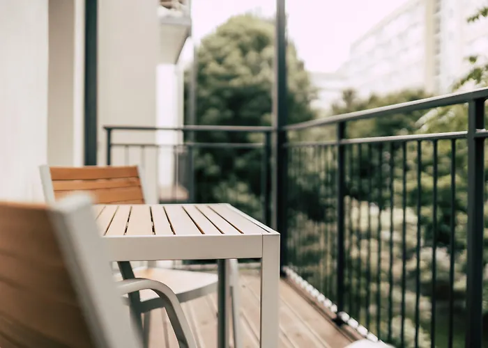 Luga Homes - Stadthaus