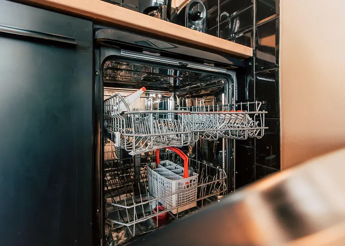 Aparthotel Luga Homes - Stadthaus