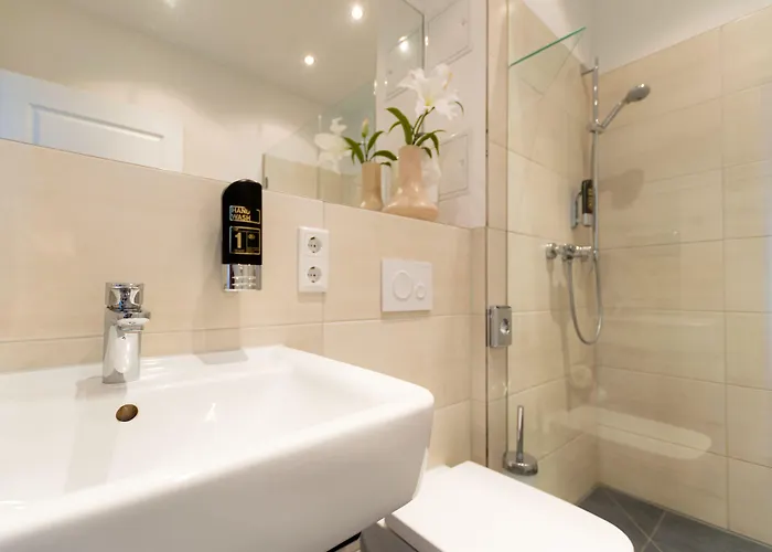 Ξενοδοχείο με διαμερίσματα Luga Homes - Stadthaus